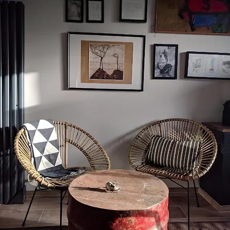 La Station Blanche Bed & Breakfast *